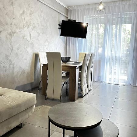 Sunhouse Apartman Хайдусобосло Экстерьер фото